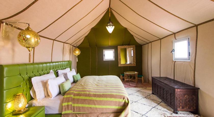 Erg Chebbi dunes - Luxury desert Package